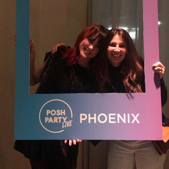 Welcome, Check Out My Closet! - Picture 4 of 9